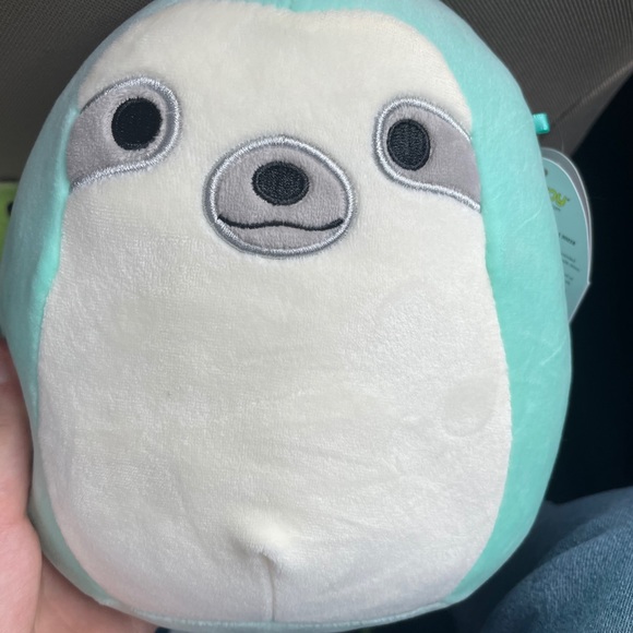 Aqua the Sloth Squishmallow (7”) - Picture 1 of 4